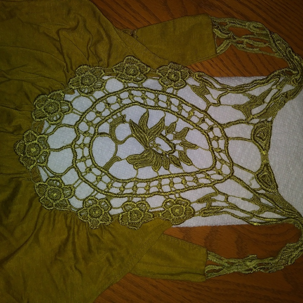 Tank top with designer lace back